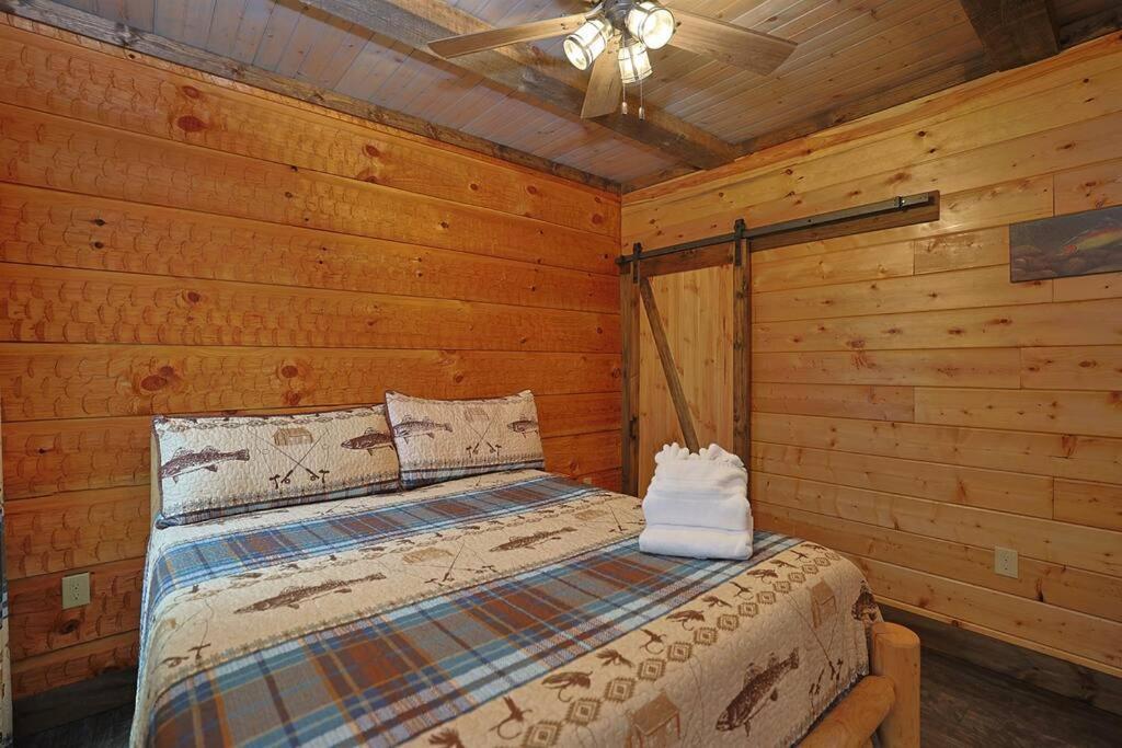 Rustic Modern Cabin With Hot Tub Near Rafting And Great Smokey Mountains Bryson City Exteriér fotografie