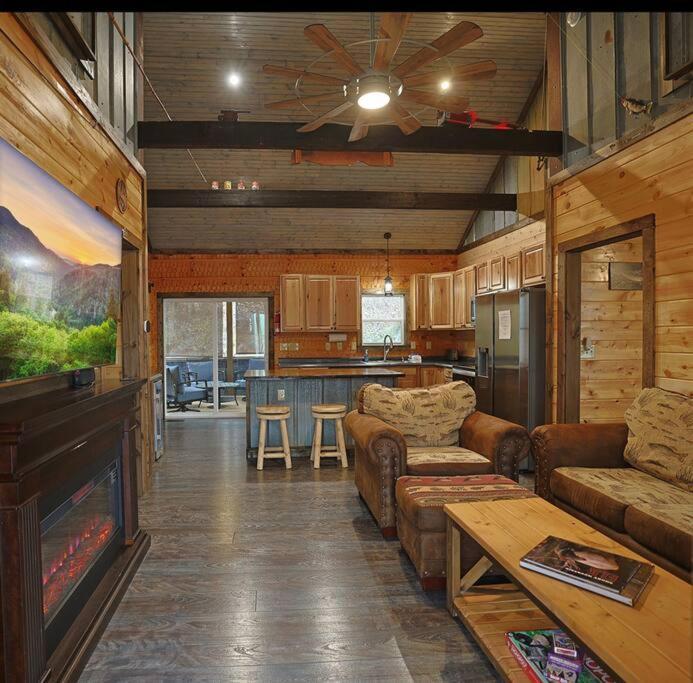 Rustic Modern Cabin With Hot Tub Near Rafting And Great Smokey Mountains Bryson City Exteriér fotografie