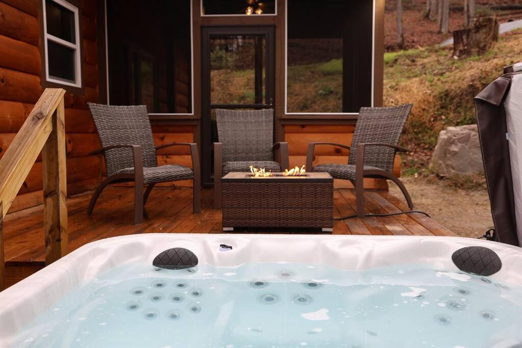 Rustic Modern Cabin With Hot Tub Near Rafting And Great Smokey Mountains Bryson City Exteriér fotografie
