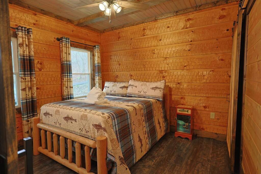 Rustic Modern Cabin With Hot Tub Near Rafting And Great Smokey Mountains Bryson City Exteriér fotografie
